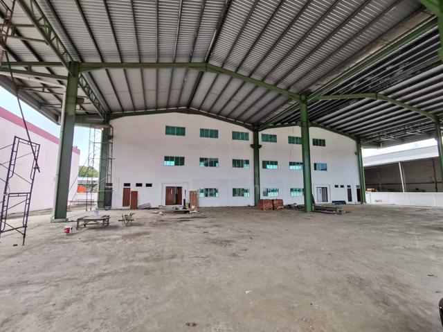 Bintulu 3-Storey Detached Concrete building with Open warehouse 1
