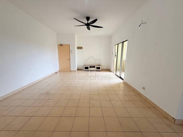 Kasuarina Apartment 1