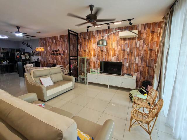 Horizon Hills The Greens Double Storey 22x75 Renovated Furnished G&G 1