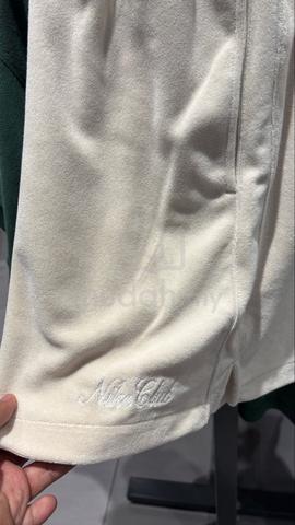 Nike Apparels - photo 4 of 5