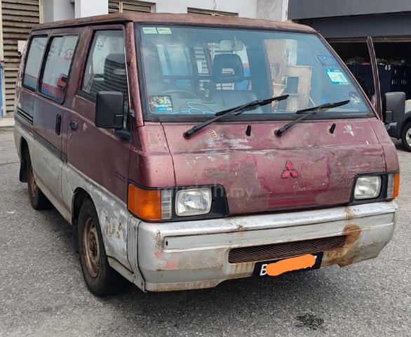Van Mitsubishi 1.6 Petrol Manual - 3