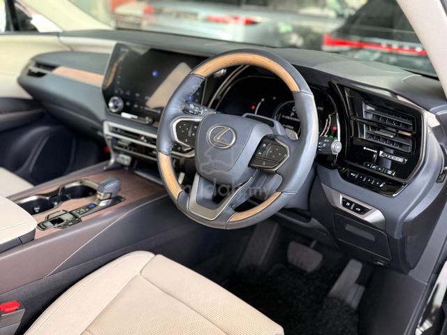 2023 Lexus RX350 LUXURY No Sunroof Spec 36k km - 5