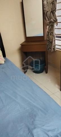 Room for rent at Rivercity condominium 1