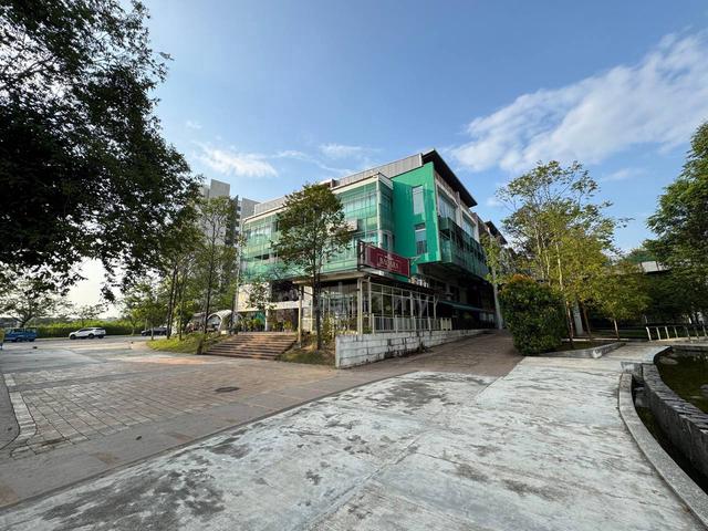 End Lot D'vida Business Park, Bukit Jelutong Shah Alam 1