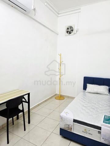 Room Rental at Sitiawan 1