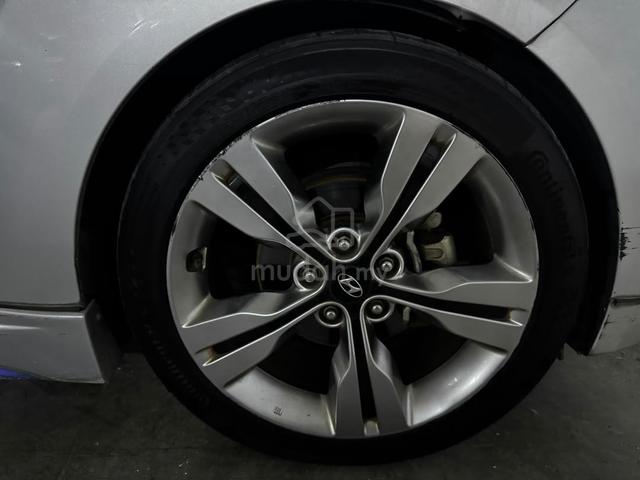2013 Hyundai VELOSTER 1.6 PREMIUM (A) - 5