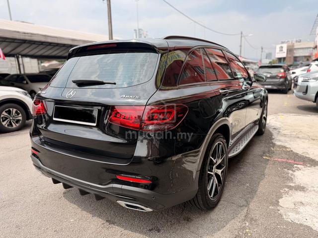 2021 Mercedes-Benz GLC300 AMG * 2 Years Warranty - 4