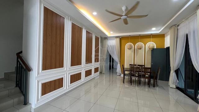 Double Storey Robin, Rimbayu Untuk Disewa 1