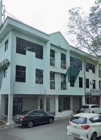 Prime ShopLot! Crowded & High Visibility! High Traffic! Sri Petaling 1