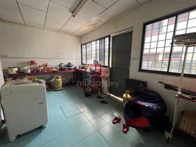 Pasir Puteh 2 Storey For Sale/Freehold/Good Condition/Kitchen Extended 4