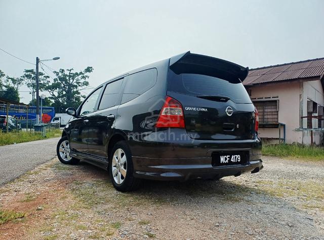 2012 Nissan GRAND LIVINA 1.8 IMPUL MC FACELIFT (A) - 4