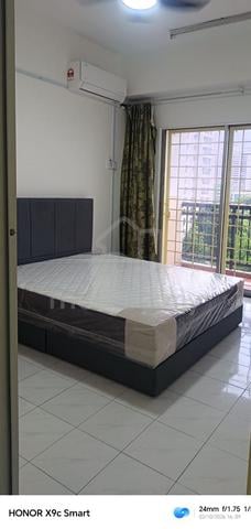 Balcony bedroom with Lake View Corner Unit in Sungai Besi Serdang Perd 1