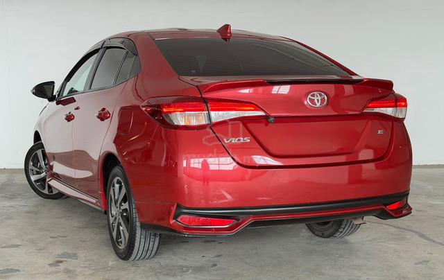 2021 Toyota VIOS 1.5 E FACELIFT G (A) FULL LOAN !! - 3