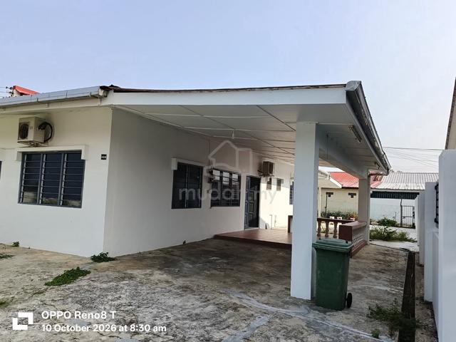 Single Storey semi detached house 1