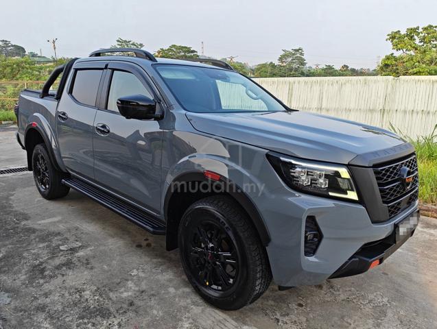2021 Nissan Navara 2.5 PRO4X 4x4 7-speed auto  - 1