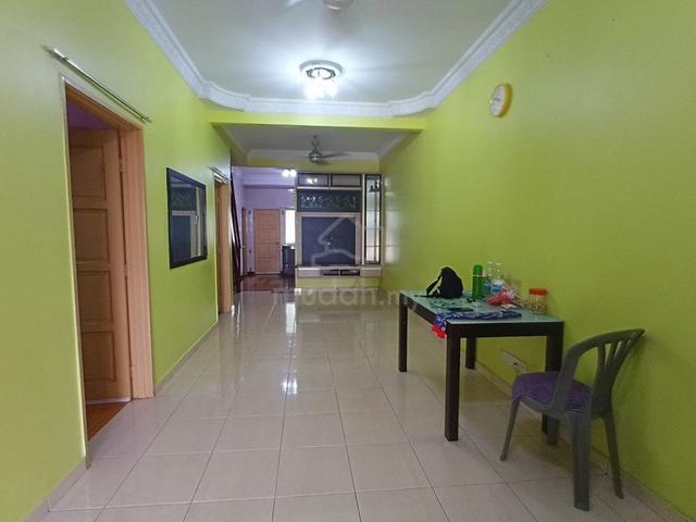 Facing Open Renovated Single Storey Terrace near Econsave Subang 1