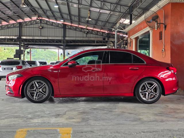 (Loan Kedai) 19/20 CBU Mercedes Benz A250 2.0 AMG - 4