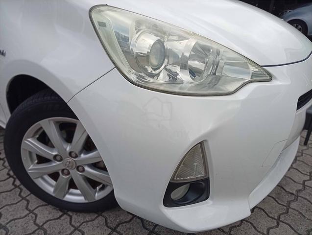 2013 Toyota PRIUS C 1.5 (HYBRID) (A) - 2