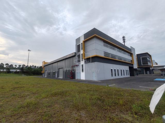 [New] Corner, Detach Factory with 3 Sty Office Building, Nilai Impian 1