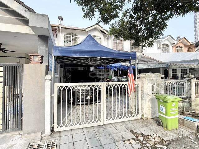 2 Storey Terrace Bandar Tasik Selatan, Kuala Lumpur 1