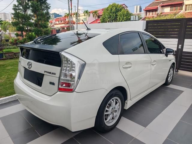 2011 Toyota PRIUS 1.8 (HYBRID) ZVW30R-AHXEBW (A) - 2