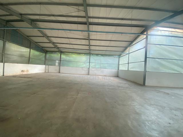 Seri Kembangan Single Storey Warehouse Factory For Rent 1