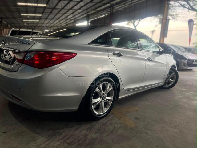 2011 Hyundai SONATA 2.0 GLS NF (A) - 4