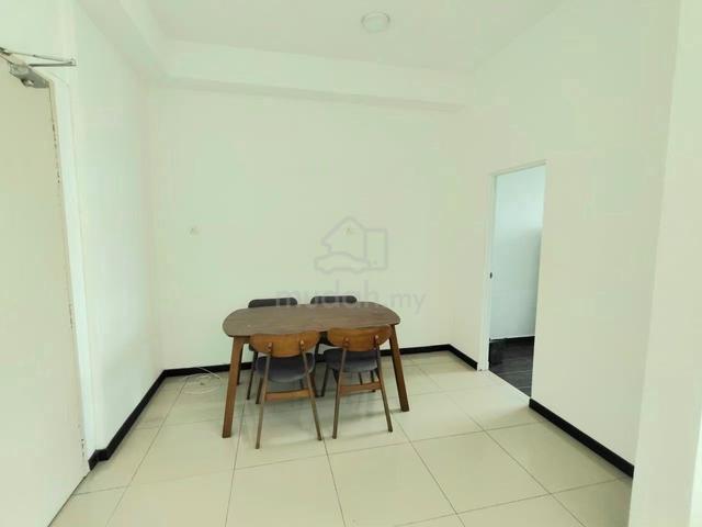 D'Carlton Seaview Residences 1