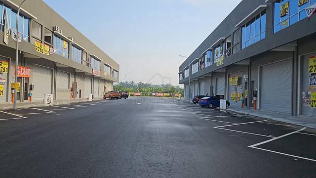 Freehold 1.5 Sty Link Factory 26X90 Telok Panglima Garang for Sales 1