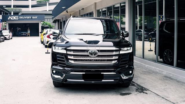 Toyota LANDCRUISER 3.5 J300 ZX S.ROOF 360CAM 2022 - 3