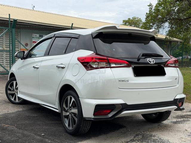 Toyota YARIS 1.5 G FACELIFT 360Cam PCS/BSM FSR - 2