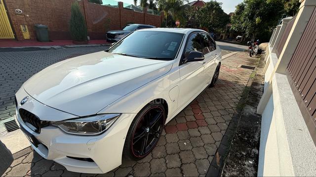 2017 Bmw 330E M-SPORT (CKD) 2.0 FACELIFT (A) - 3
