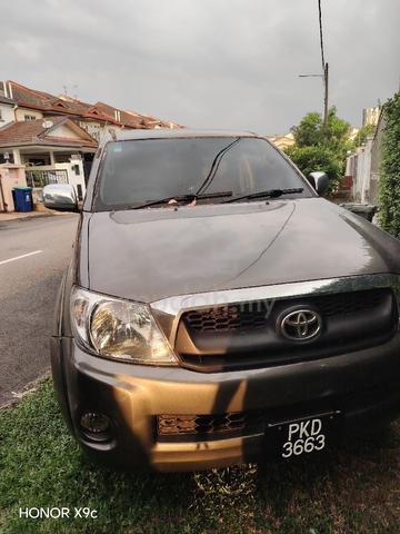 2011 Toyota HILUX 2.5 G (A) - 3