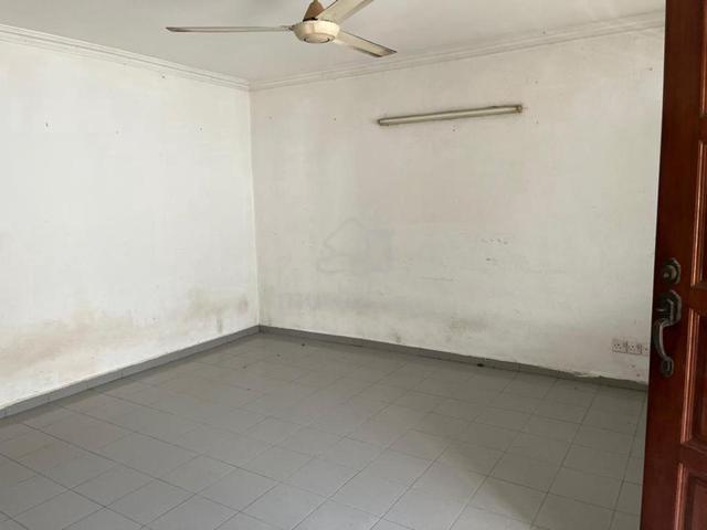Desa Green Apartment (Jelutong) 1