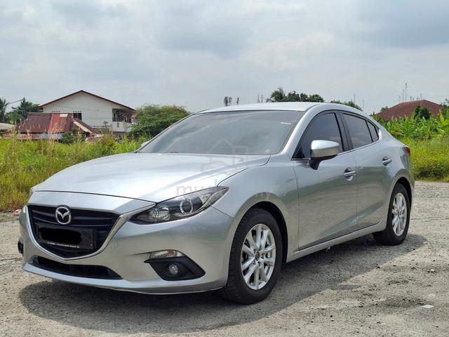 2016 Mazda 3 2.0 SEDAN SKYACTIV  loan kedai  - 1