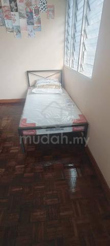 Master Bedroom Untuk Disewa 3