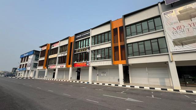Westfield Points Ground Floor Commercial Intermediate Shoplot 1