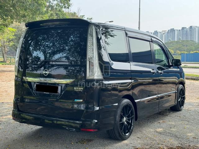 2013 Nissan SERENA 2.0 S-HYBRID HIGHWAY STAR - 4