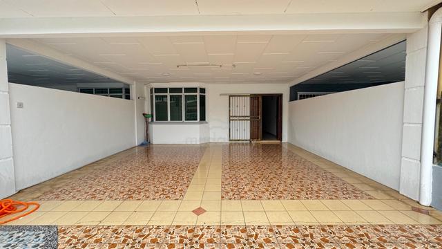 Taman Kingfisher Park 3 | Well Maintained | Renovated 1