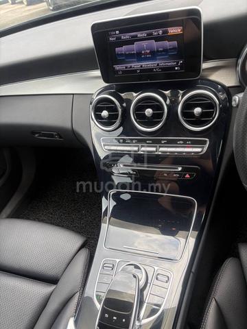 2017 Mercedes Benz C200 2.0 AVANTGARDE (A)WARRANTY - 4