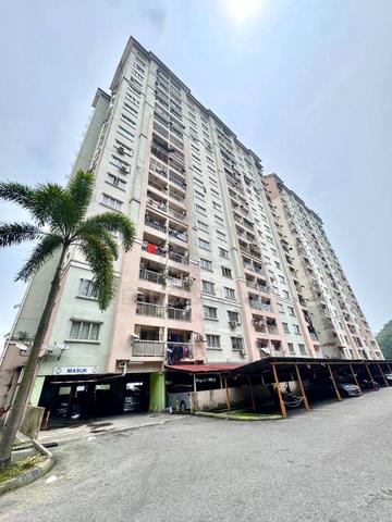 Lakeview Apartments 1