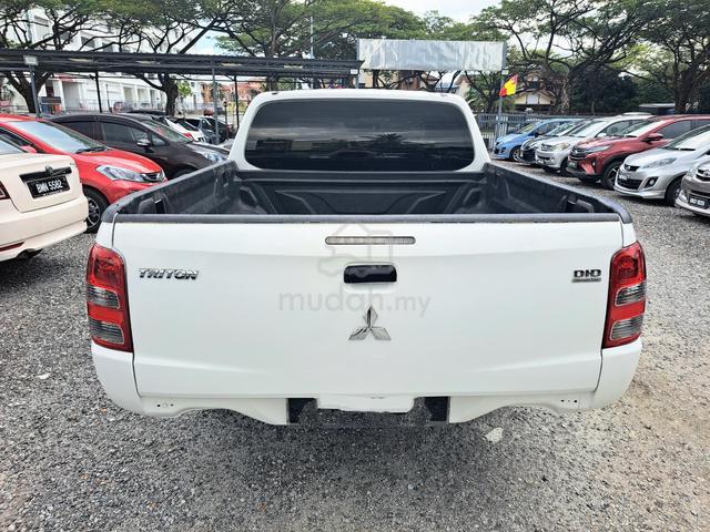 2017 Mitsubishi TRITON 2.5 M/T (M) - 3