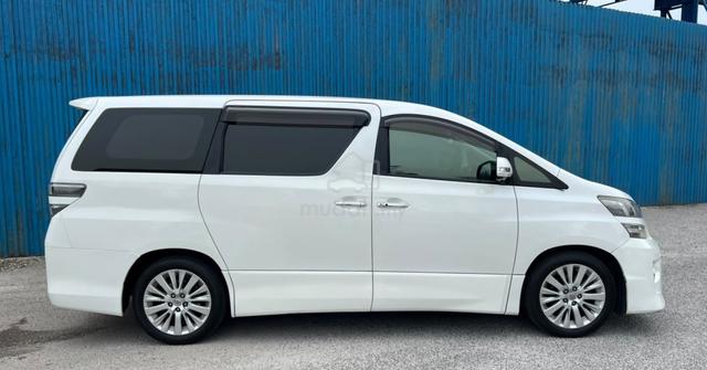 2013 Toyota VELLFIRE 2.4 ZG (A) 360-CAM POWER-DOOR - 4