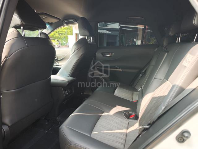 2022 Toyota HARRIER 2.0 G GRADE 4.5 CAR UNRG - 3