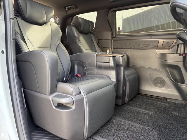 2024 Toyota ALPHARD 2.5 Z (A) - 5