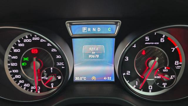 2015 Mercedes Benz GLA45 AMG 4MATIC 2.0 (A) - 3