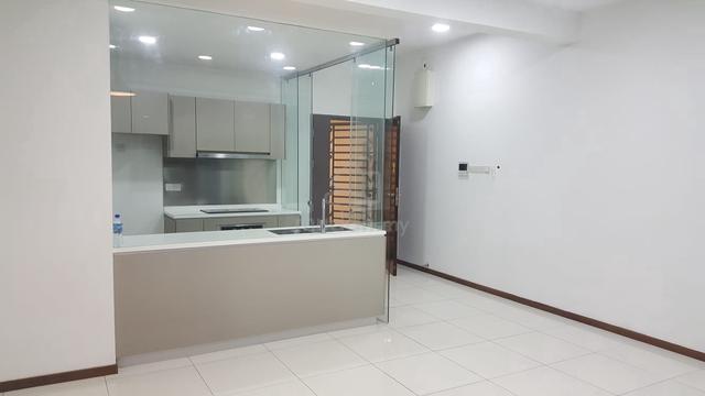 Crescent Bay Suites 1