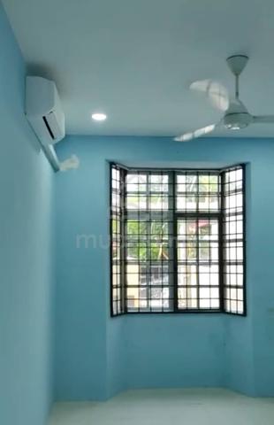 Rumah Teres Setingkat Taman Desa Solehah untuk Di sewa 1