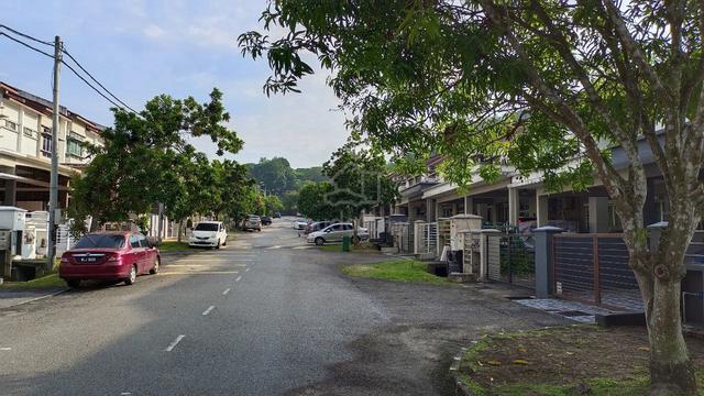 2 ½ Storey Terrace Desa Camelia Sungai Merab Bangi Kajang For Sale 1