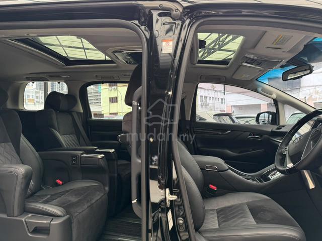 Toyota VELLFIRE 2.5 ZG CONVERTED FACELIFT 3 EYES - 2